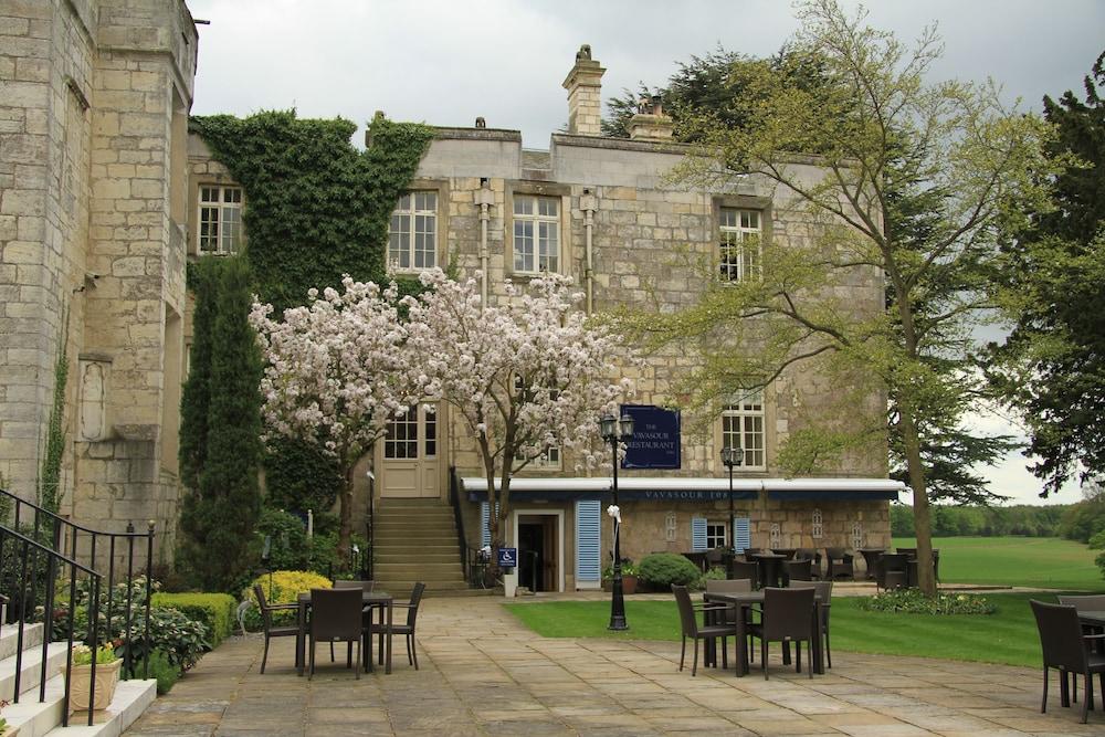 Hazlewood Castle & Spa Тадкастер Екстер'єр фото